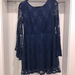 Altar’d State backless dress with lace sleeves!